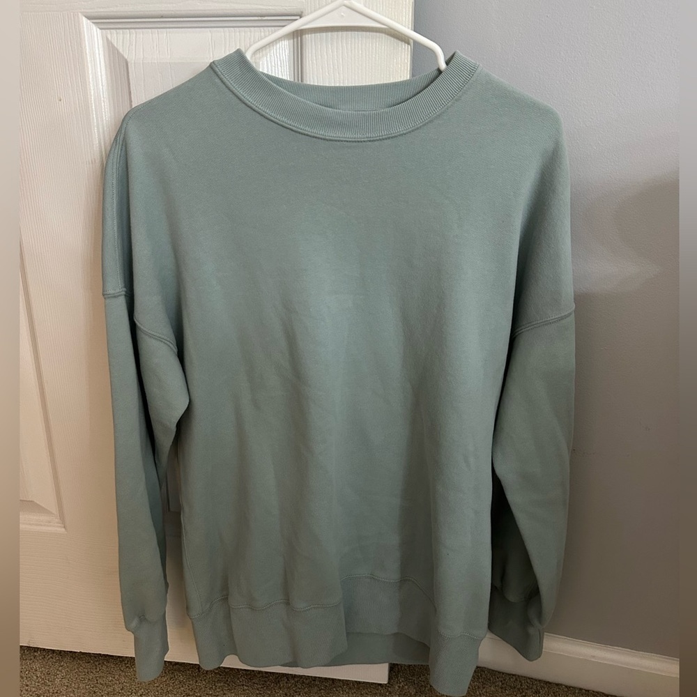 Abercrombie and Fitch Crewneck